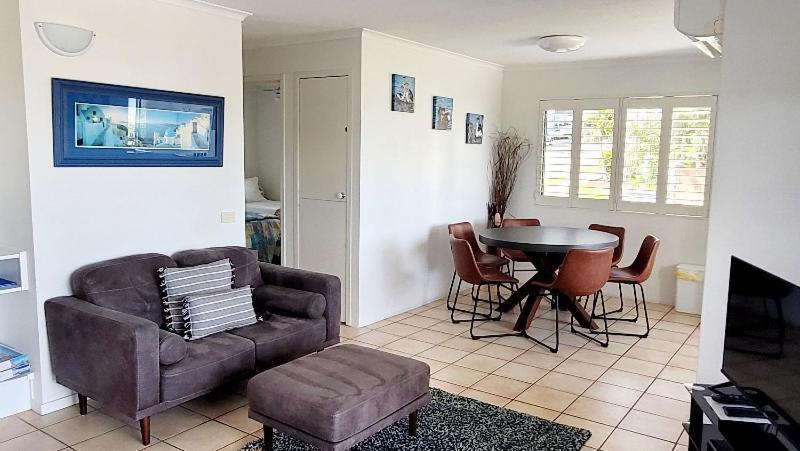 Joanne Apartments Καλούντρα Εξωτερικό φωτογραφία